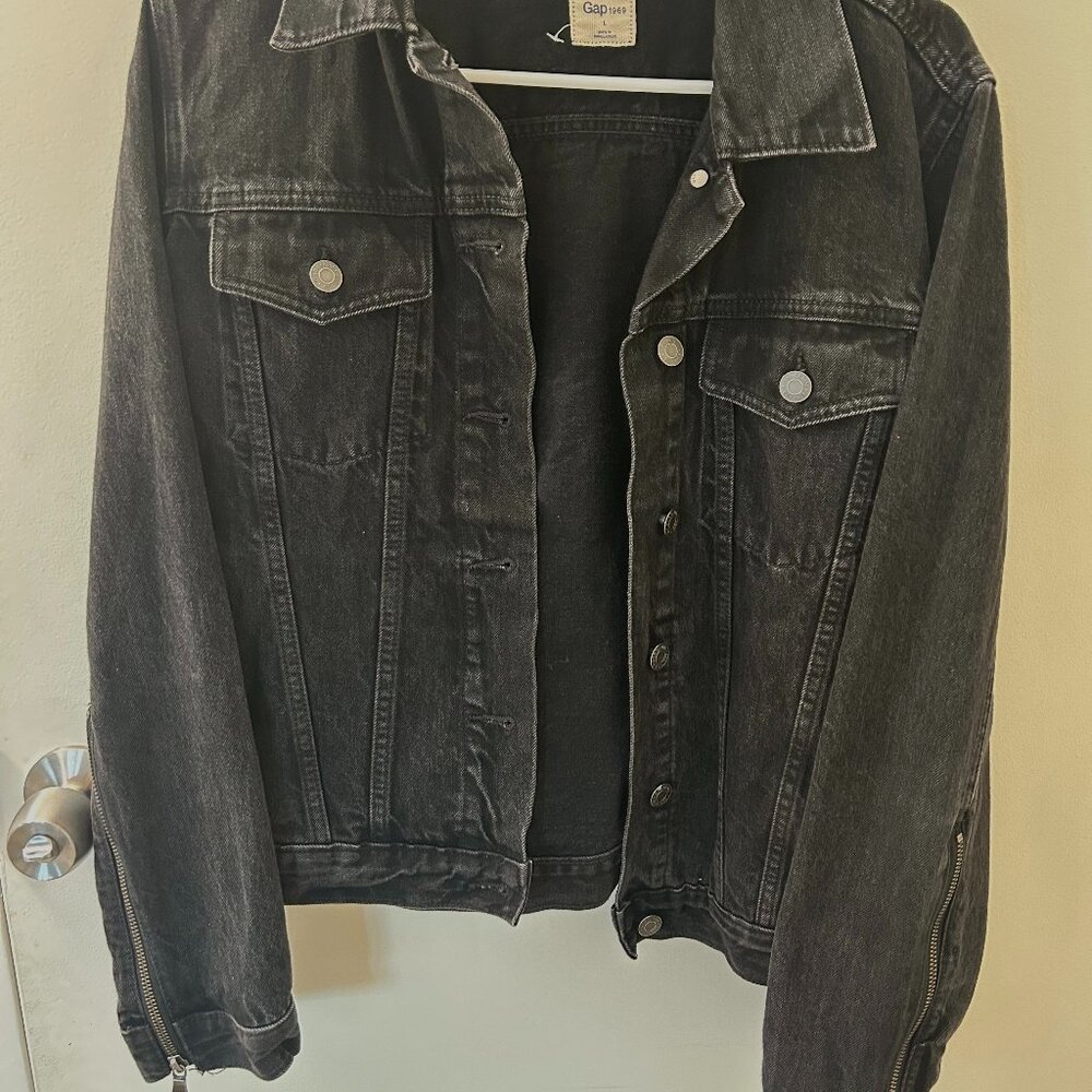 GAP Black Jean Jacket (Size L)